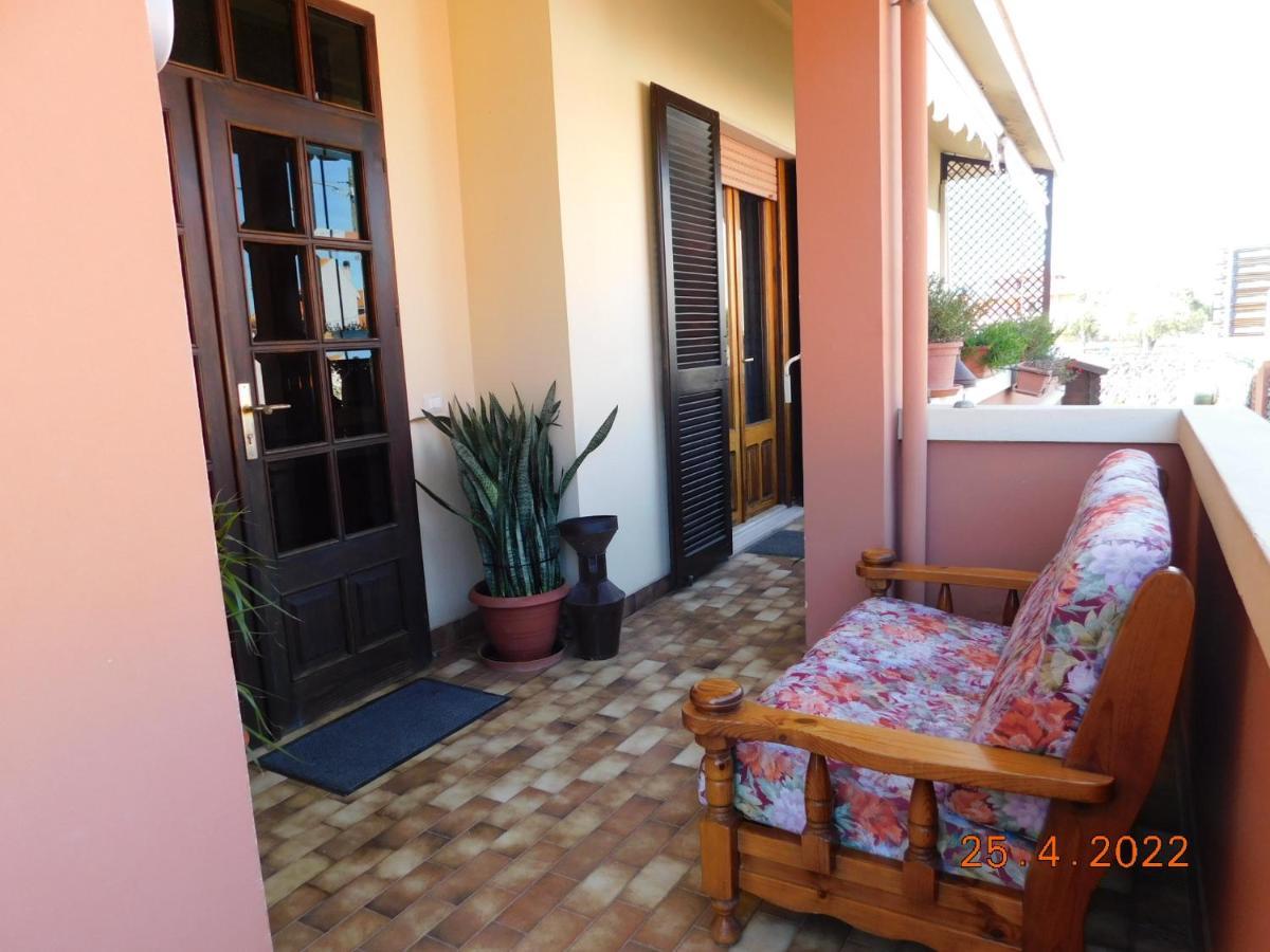 B&B Divino Cabras Exterior foto